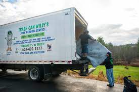 Best Carpet Removal and Disposal  in Buckner, KY